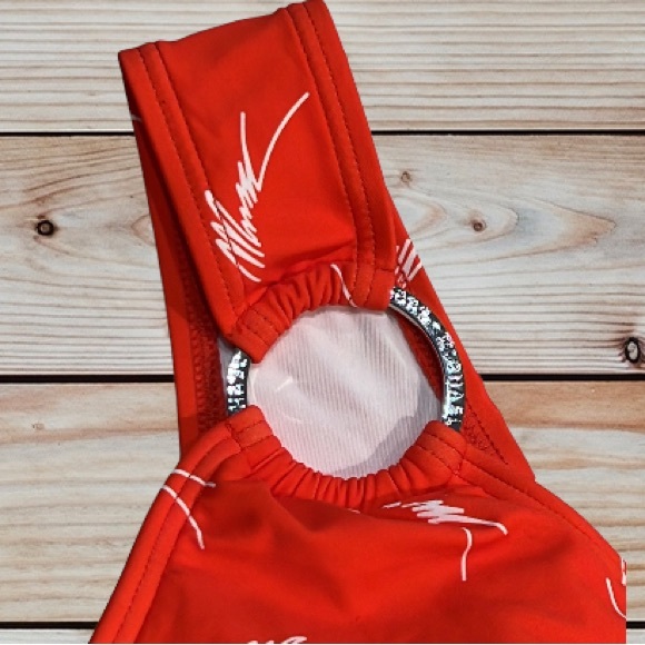 Michael Kors Signature Feather One Piece - Picture 10 of 16